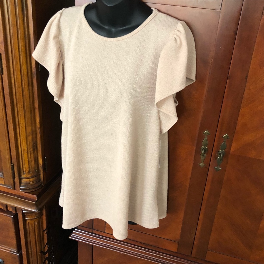 NWT Shellsea size med West Coast Flutter Top Taupe